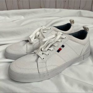 TOMMY HILFIGER “TWPRISS” Sneakers, Womens size 9, NWT